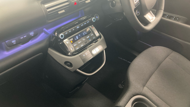 Hyundai INSTER 85kW 02 49kWh 5dr Auto Electric Hatchback